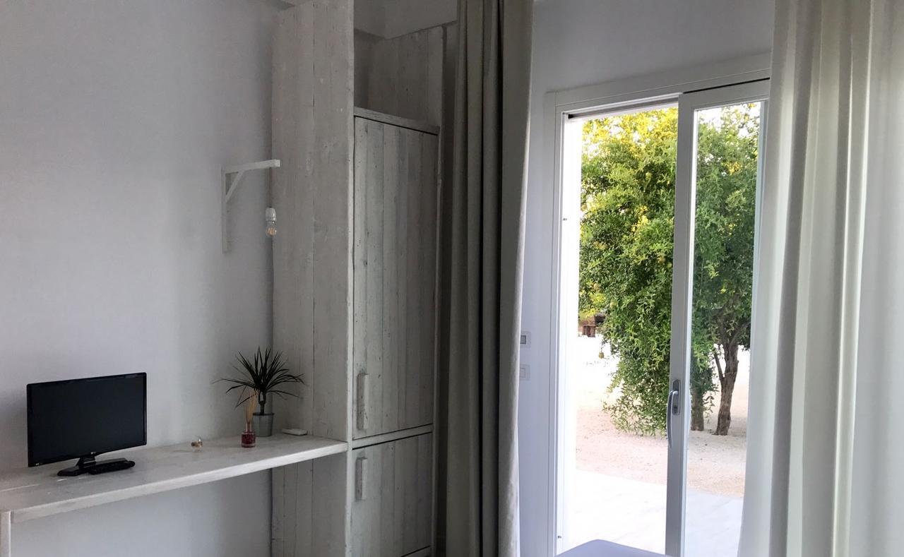 Le Stanze Di Meli Bed & Breakfast Palagianello Bagian luar foto